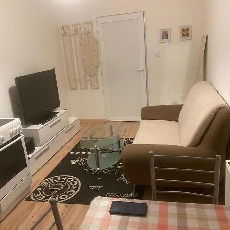 Apartment Nv 루터슈타트아이슬레벤 외부 사진